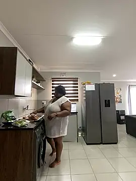 MissLola27's Webcam Show