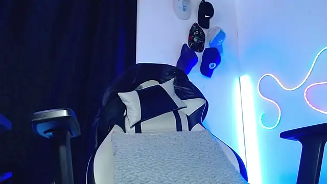 Živý XXX chat sebastian_horny