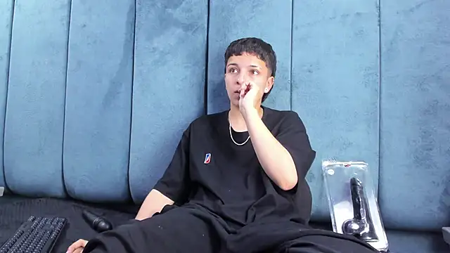 Megan_Thompson_'s Live XXX Chat