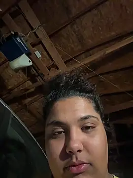 1n0nlythroat's Live XXX Chat