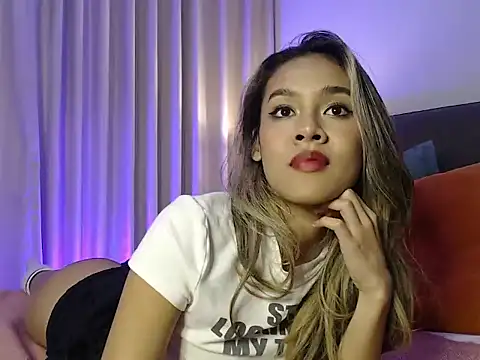 lilypeachxxのウェブカメラショー