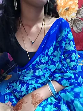 Rosely-rosely élő XXX-chatje