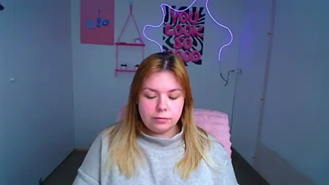 SusannaNight Adlı Modelin Canlı XXX Sohbeti