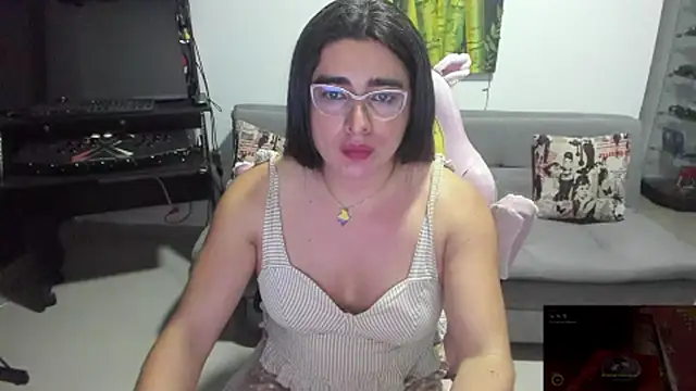 Khalifa_Gold 即時 XXX 聊天