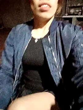 nhinhi-sexy 现场XXX聊天