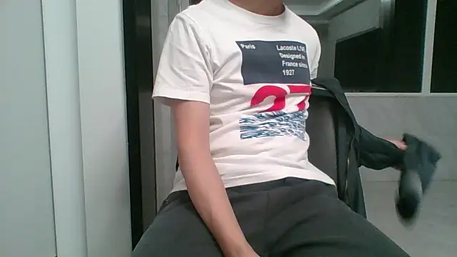 nole_china7n Live XXX chat