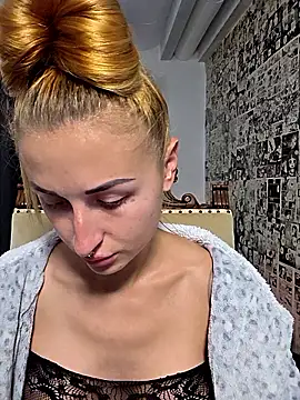 kylie_blck Obrolan Langsung XXX