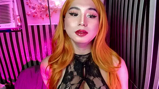 HoresCOCKLUCY Chat XXX in diretta