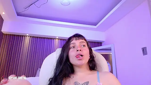 Chat XXX en directo de Lucy_Smith2