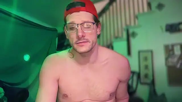 MasterDaddyCool's Live XXX Chat