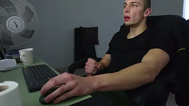 Ryan_Dozer's Live XXX Chat