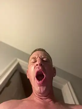 Dgamestrong's Live XXX Chat