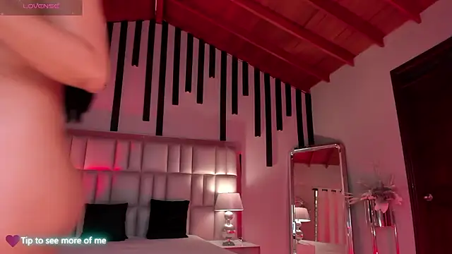 Chat XXX en directo de NickyLawson