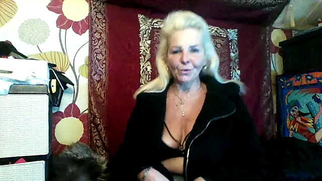 دردشة CassandraSandra44 الجنسية المباشرة