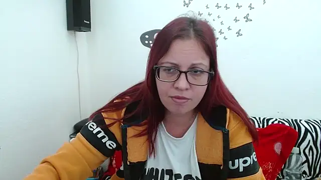 Онлайн чат XXX LadyHellene