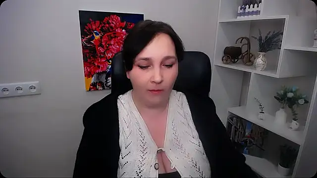 miranda_sun_ Show in webcam