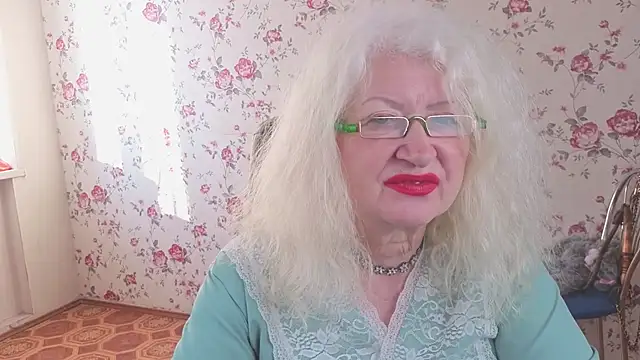 Maya_Mayflower Live XXX-Chat