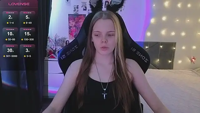 Luna_Navy webcam show