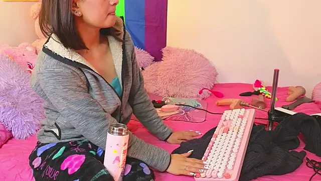 bella_thixx 现场XXX聊天