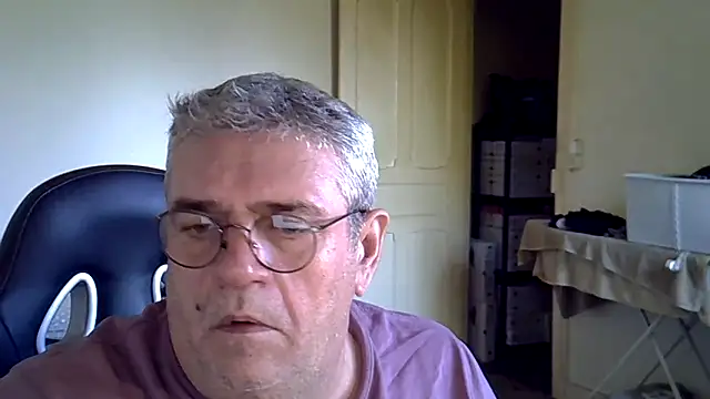 _hippo_'s Live XXX Chat