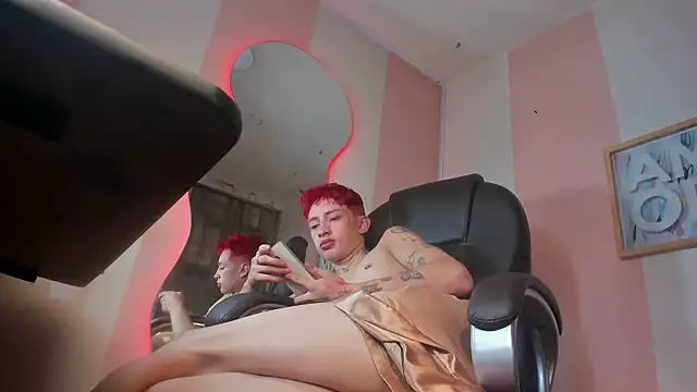 Mila_Leon: онлайн-секс-чат