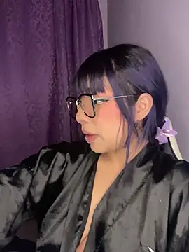 Lia_Kitten2's Live XXX Chat