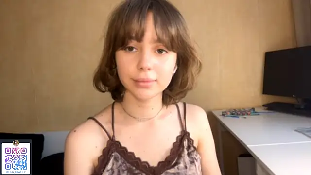 دردشة lil_glow الجنسية المباشرة