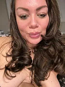 Chat XXX en directo de BadAssVeronica