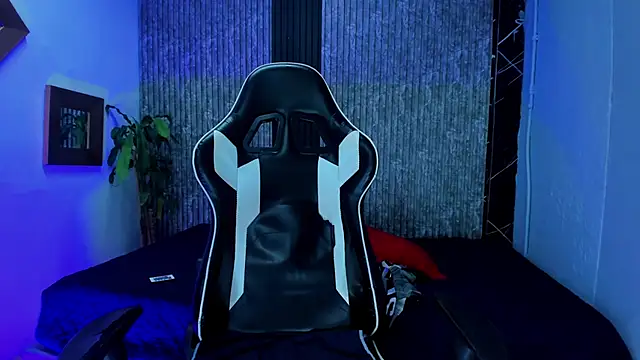 Mike_0233_'s Live XXX Chat