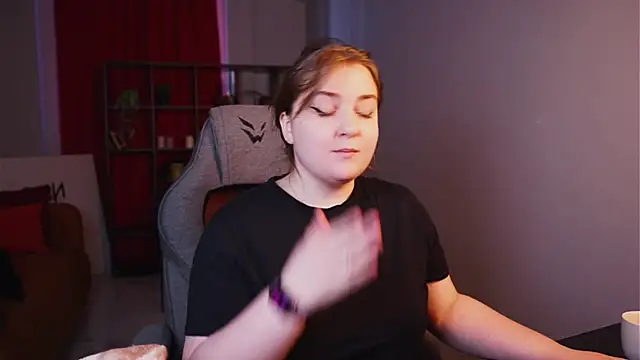 VanceRyder Adlı Modelin Canlı XXX Sohbeti