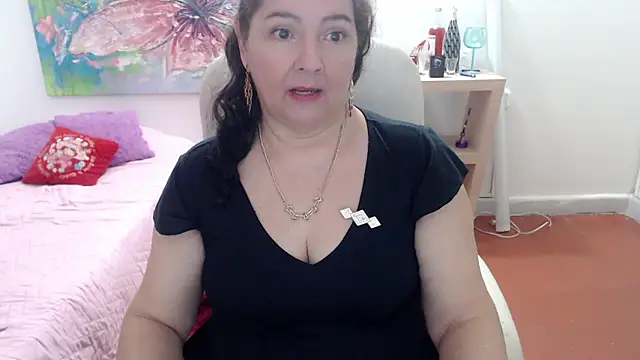 leonela_69n Live XXX chat