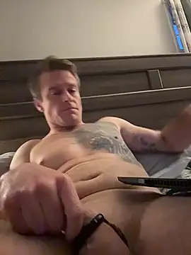 DILFiGuess1 live XXX chat