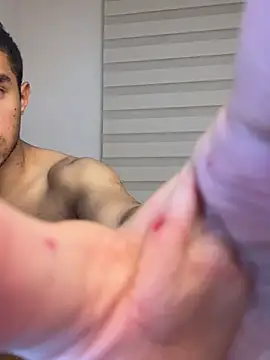 Chat XXX ao vivo de chucky_karla