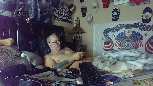 bigdaddyrooster's Live XXX Chat