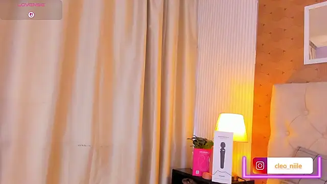 cleeo_nile: απευθείας συνομιλία ΧΧΧ