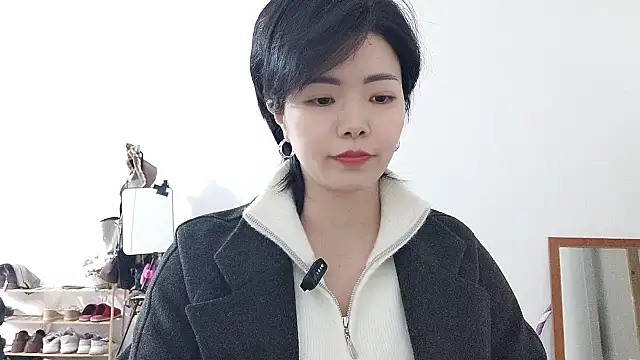 Lulu-uu 现场XXX聊天