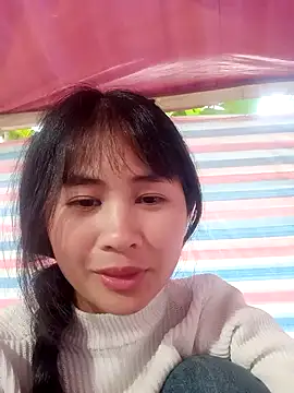 Him_MountainGirl's Live XXX Chat