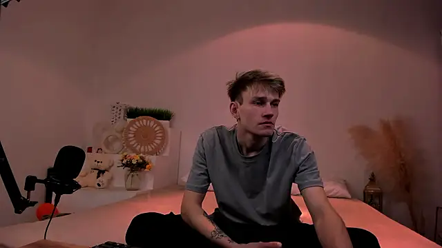 Volan_Starts' Webcam Show