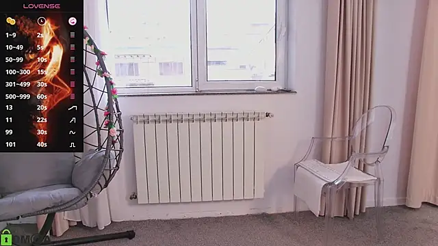 Chat +18 de SelenaDaze ao vivo