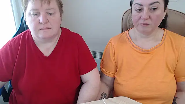 Bertie_Adeline: απευθείας συνομιλία ΧΧΧ