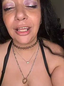 PichyPrettyPussy's Live XXX Chat