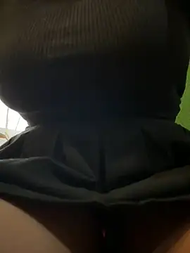 CrazyTori élő XXX-chatje