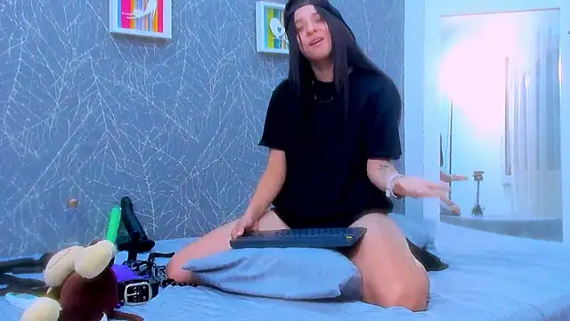 ViictoriiaSaenz's Live XXX Chat