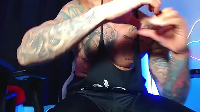 sebastian_horny: απευθείας συνομιλία ΧΧΧ