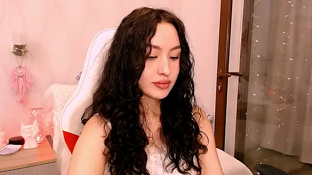 Ann__Cute – Naživo XXX chat