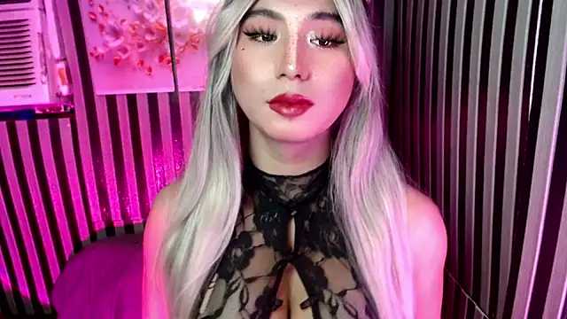 HoresCOCKLUCY: вебкам-шоу