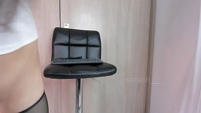 _Saraah élő XXX-chatje