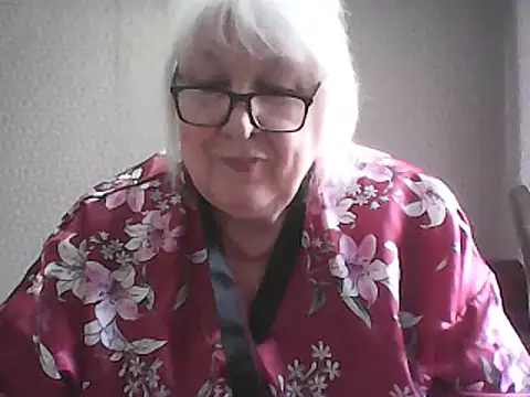 Alexia64231 élő XXX-chatje