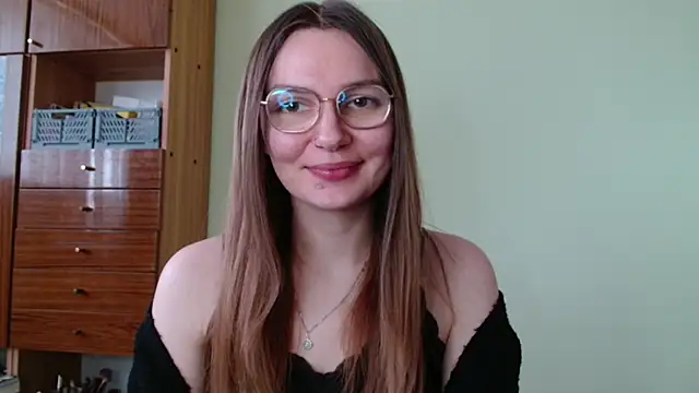 LooveELLYx 即時 XXX 聊天