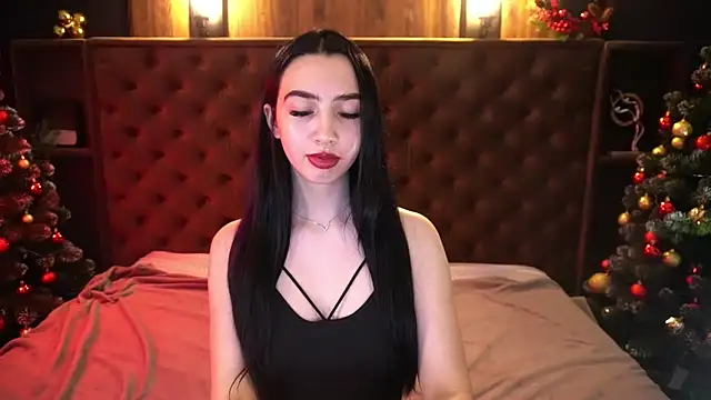 WildKittenX_'s Live XXX Chat